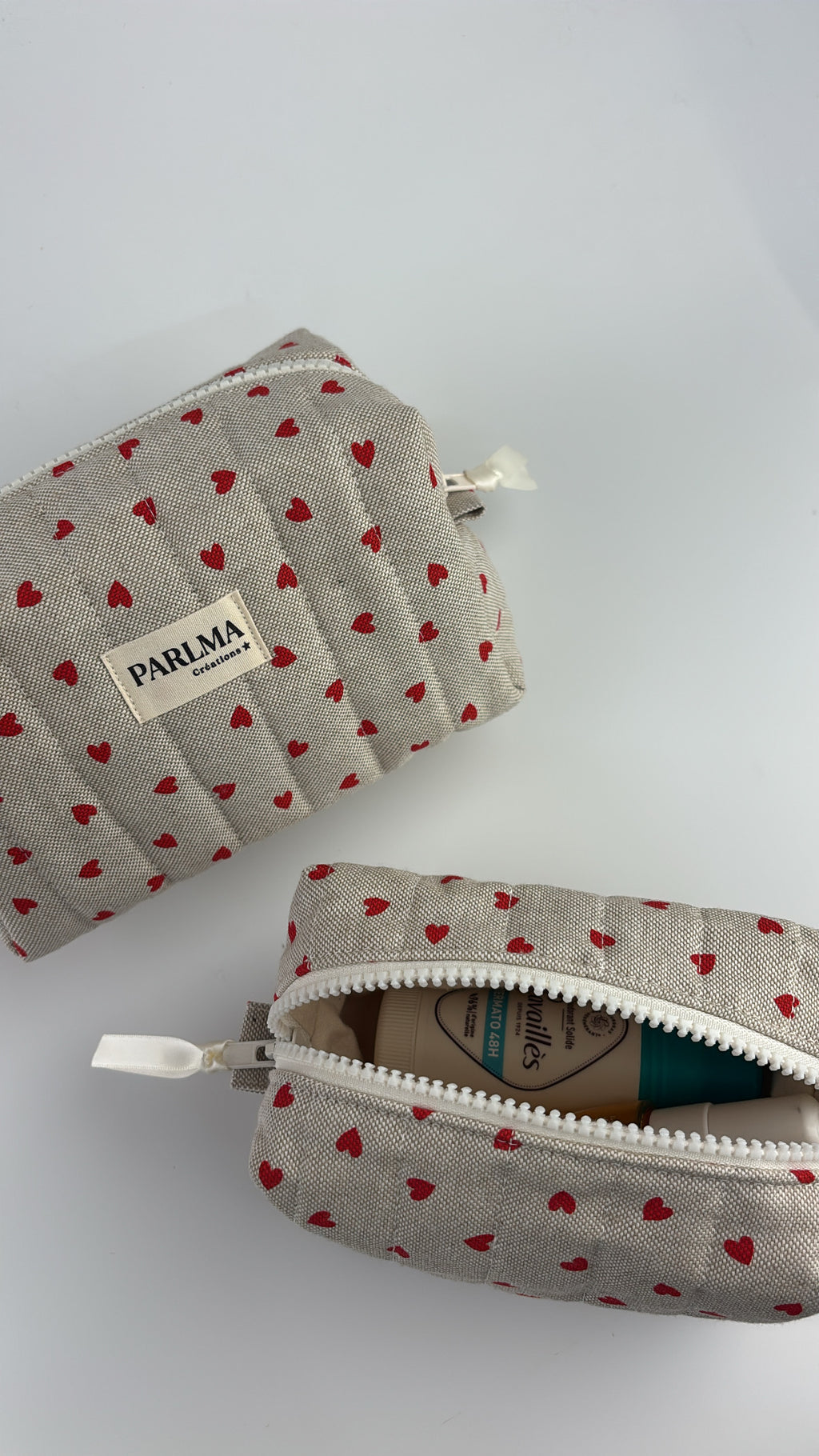 Trousse matelassée en coton Amour – faite main, matelassée et élégante