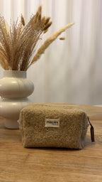 Trousse de toilette en moumoute camel, douce et moelleuse, confectionnée à la main
